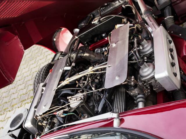 Jaguar E-Type V12 (2+2)