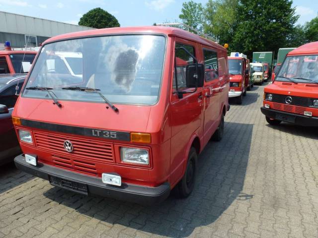 Bild 1/15 von Volkswagen LT 35 2,4 (1987)