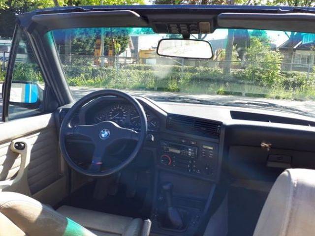 BMW 325i