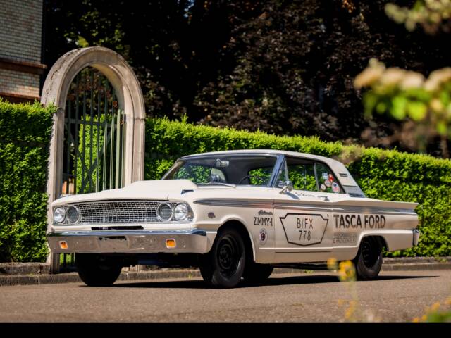 Ford Fairlane 500