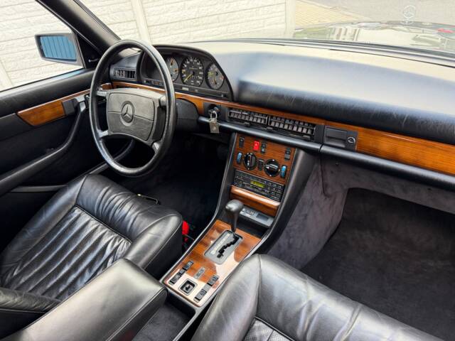 Mercedes-Benz 500 SEL