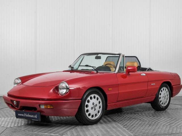 Immagine 1/50 di Alfa Romeo 2.0 Spider (1992)