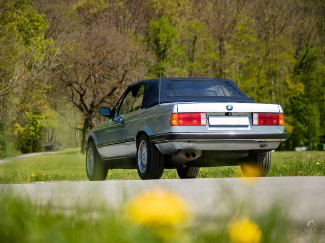BMW 325i