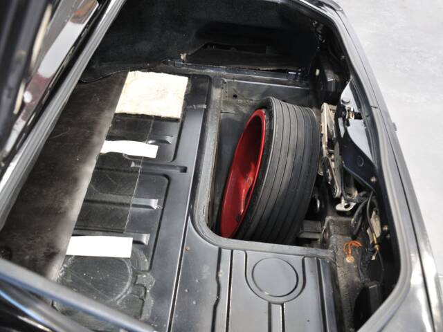 Porsche 944 S2