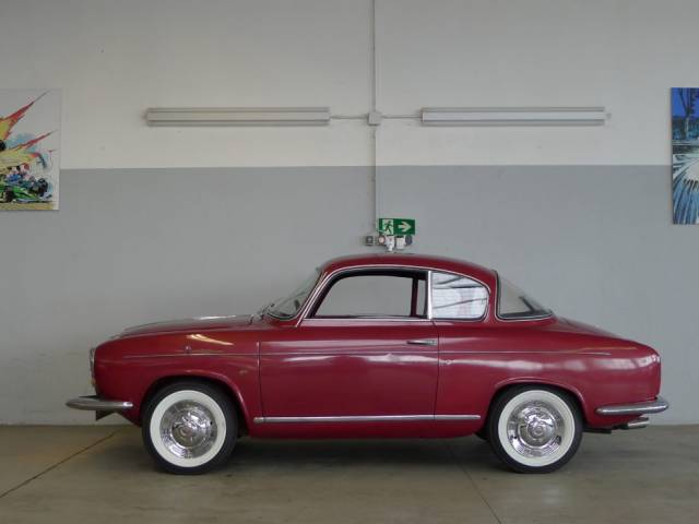 Image 1/35 of FIAT 600 Gentleman Frua (1956)