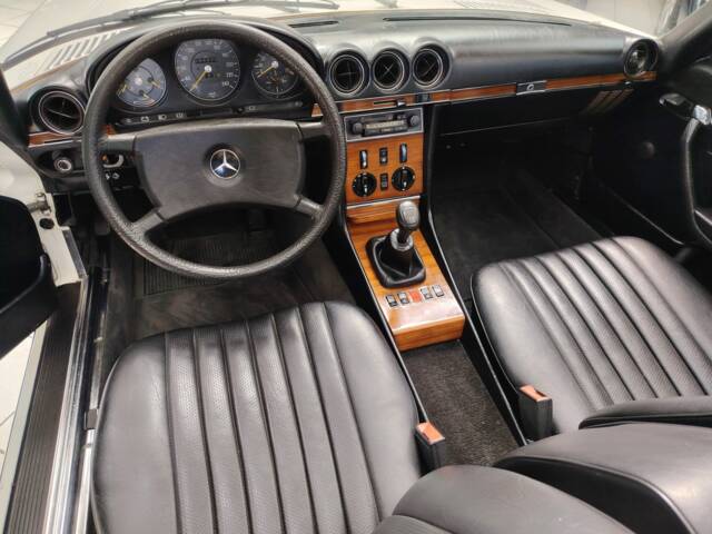 Mercedes-Benz 280 SL