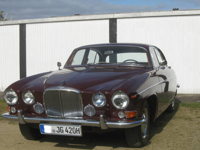 Image 1/7 of Jaguar 420 G (1969)