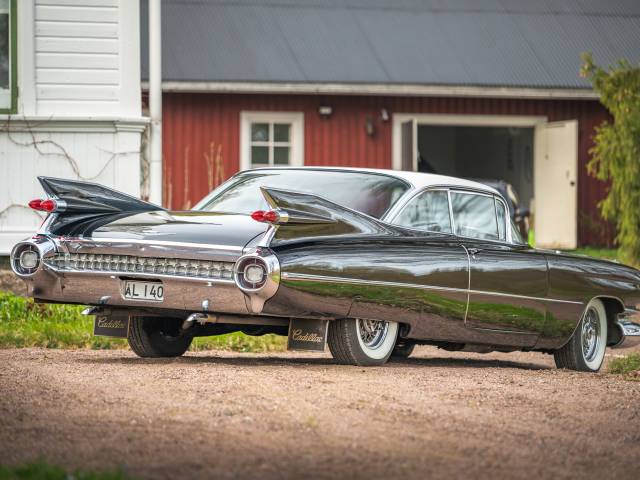 Cadillac Coupe DeVille
