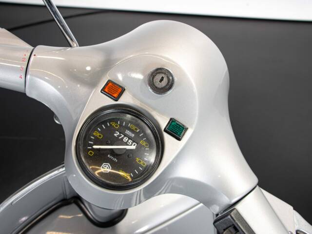 Piaggio Vespa P 200 E