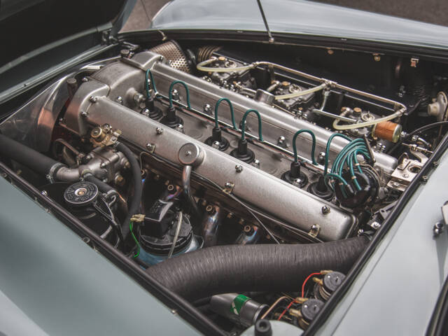 Aston Martin DB 5