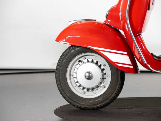 Piaggio Vespa 200 Rally