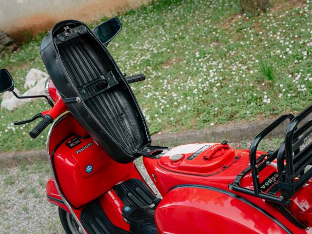 Piaggio Vespa 200 Rally