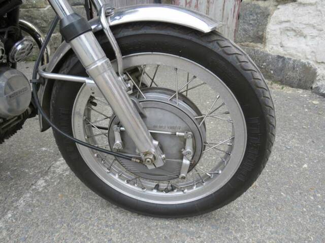 Moto Guzzi V7 Sport