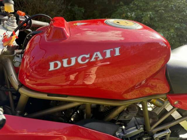 Ducati 900 SS