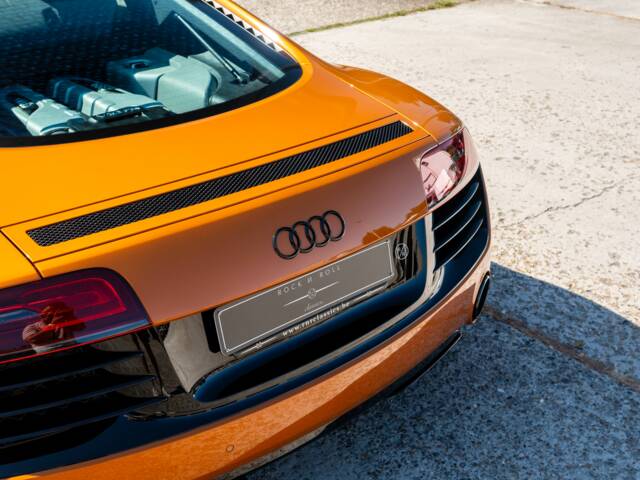 Audi R8 V10