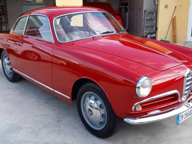 Imagen 1/5 de Alfa Romeo Giulietta Sprint (1957)