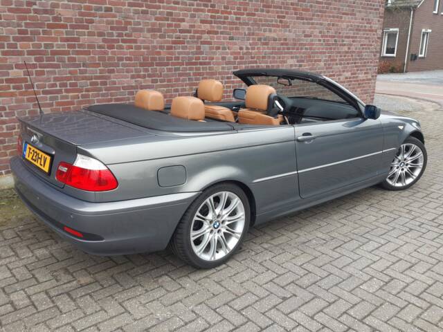 Imagen 1/5 de BMW 325Ci (2004)