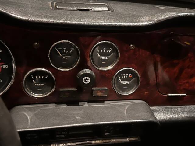 Triumph TR 6 PI