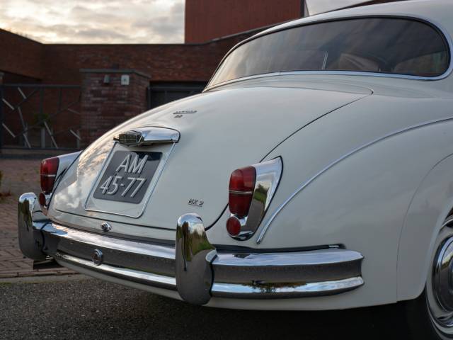 Jaguar Mk II 3.8