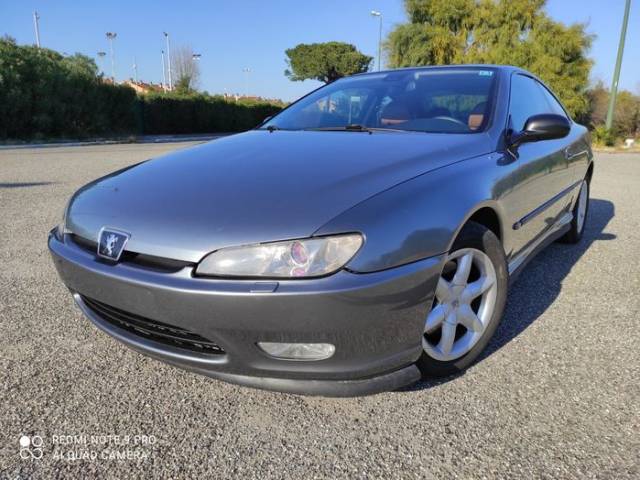 Bild 1/9 von Peugeot 406 Coupé 3.0 V6 (2001)