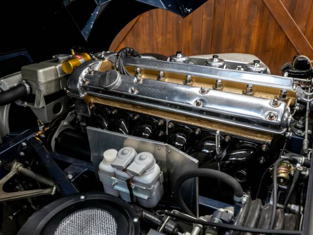 Jaguar E-Type 3.8