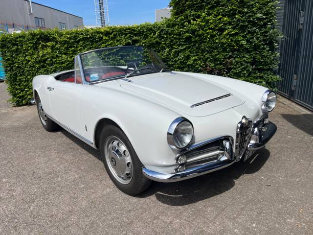 Alfa Romeo Giulia 1600 Spider