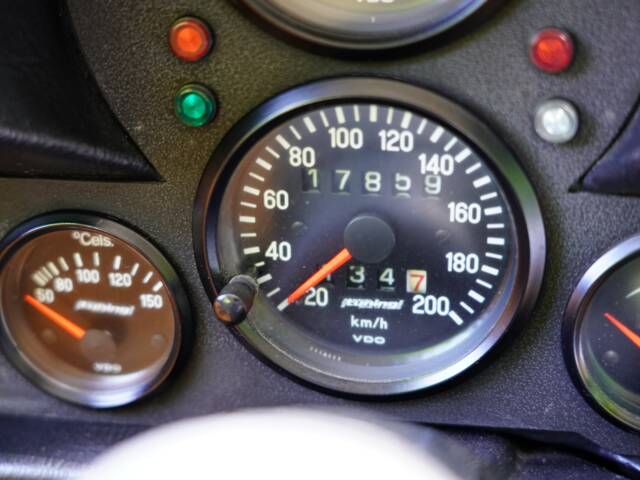 Volkswagen Käfer 1303 Zöllner