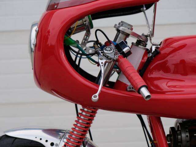 Moto Guzzi V7 850 GT