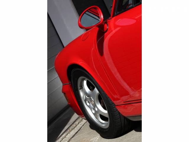 Porsche 911 Carrera 4