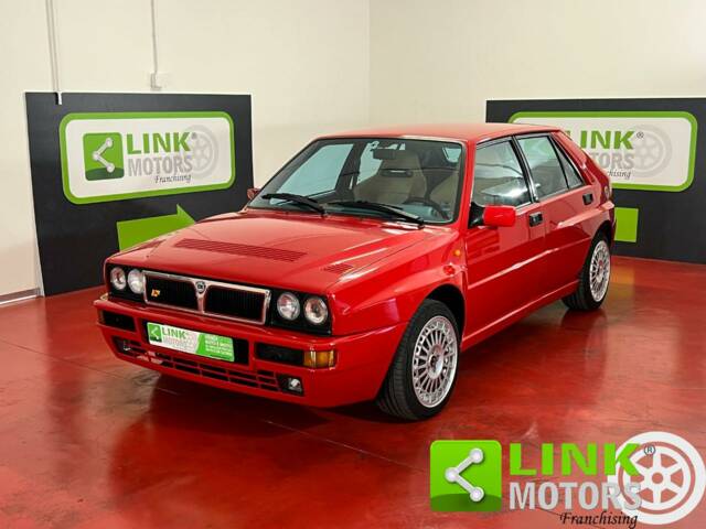 Image 1/10 de Lancia Delta HF Integrale Evoluzione II (1994)