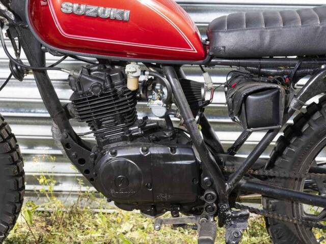 Suzuki GS 125