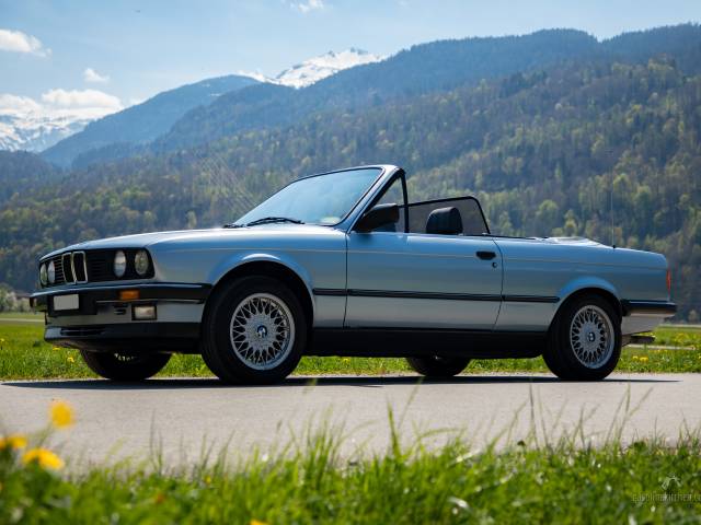 BMW 325i