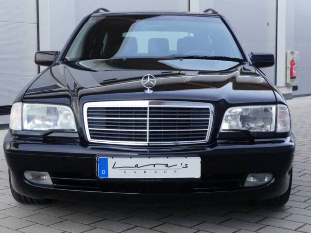 Mercedes-Benz C 43 AMG T