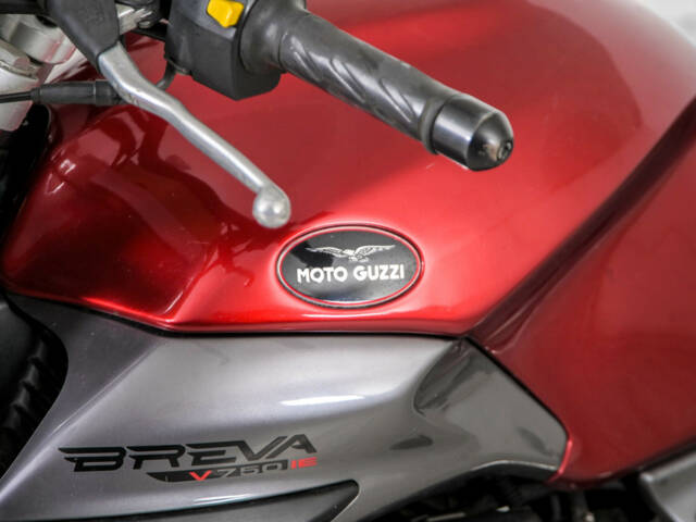 Moto Guzzi Breva V 750 i.e.