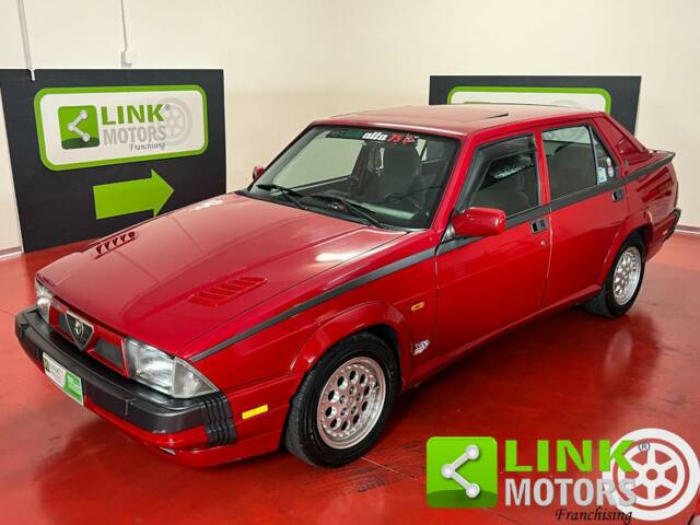 Imagen 1/10 de Alfa Romeo 75 1.8 (1989)