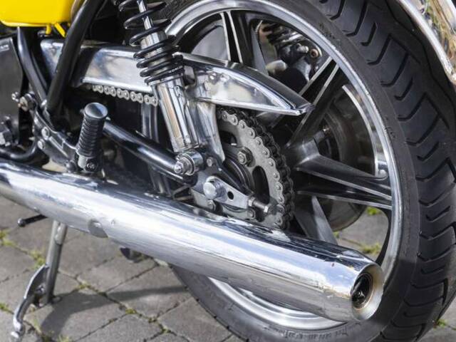 Yamaha RD 400