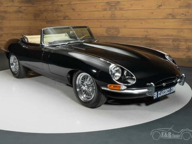 Bild 1/6 von Jaguar E-Type 4.2 (1967)