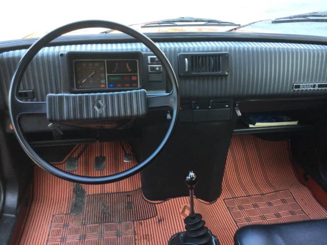 Renault R 5 TL