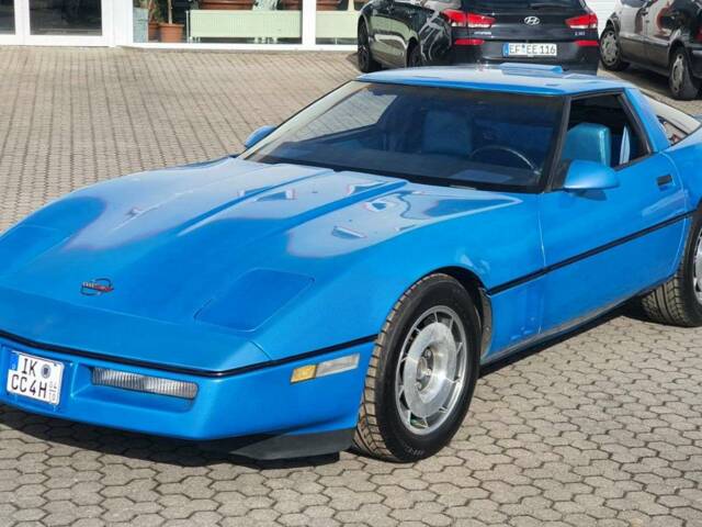 Image 1/20 of Chevrolet Corvette (1987)