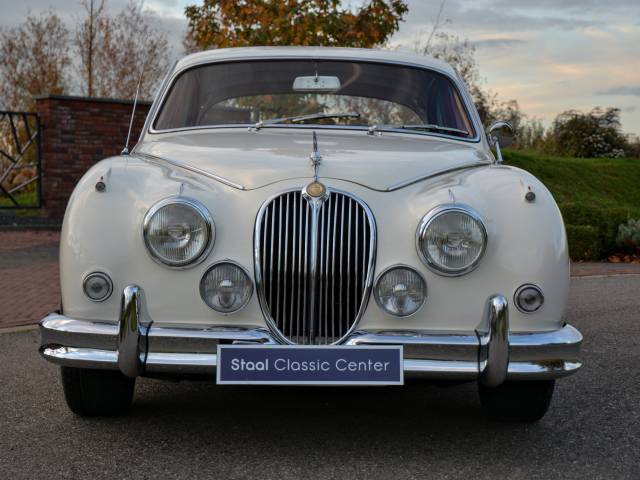 Jaguar Mk II 3.8