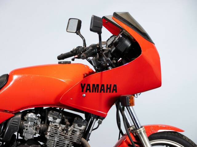 Yamaha XJ 600