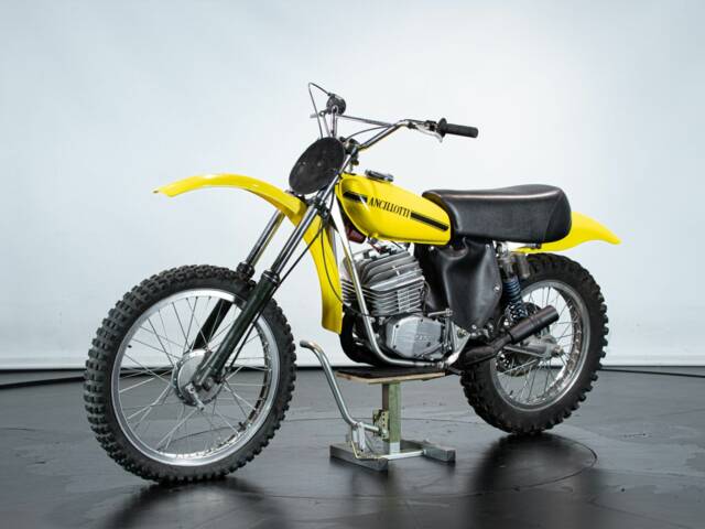 Ancillotti CRH Hiro 125