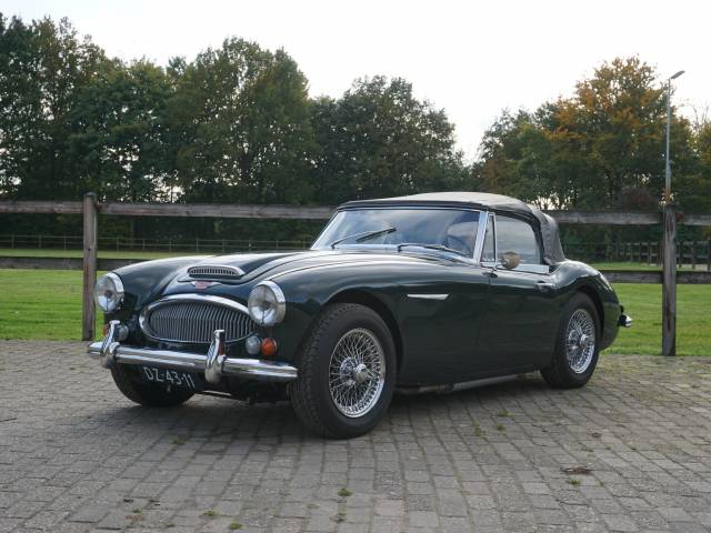 Austin-Healey 3000 Mk III (BJ8)