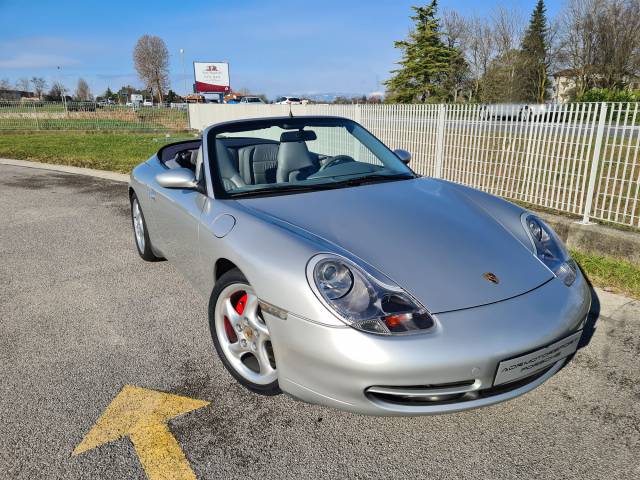 Porsche 911 Carrera