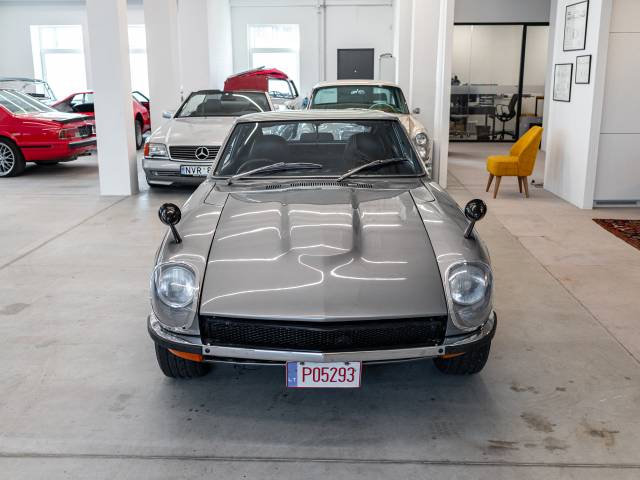 Nissan S30