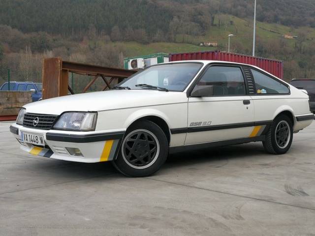 Image 1/9 of Opel Monza 3,0 (1985)