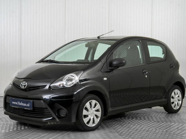 Image 1/46 de Toyota Aygo (2012)