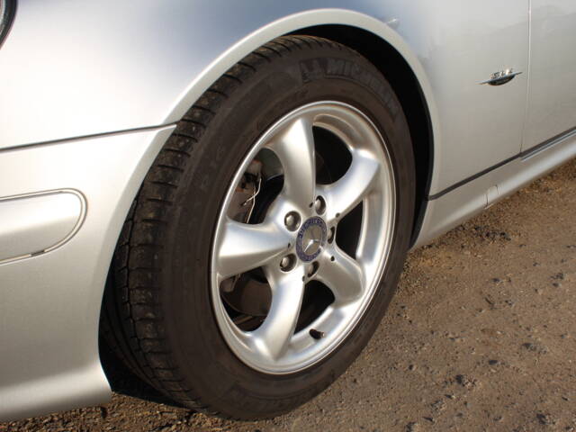 Mercedes-Benz SLK 320