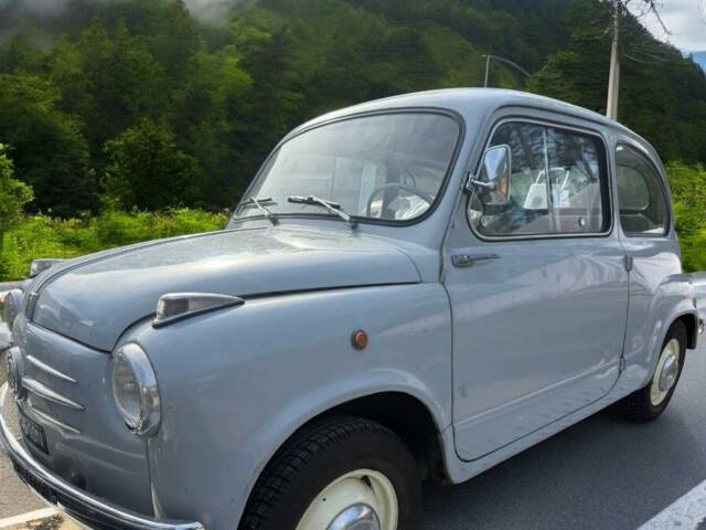 FIAT 600