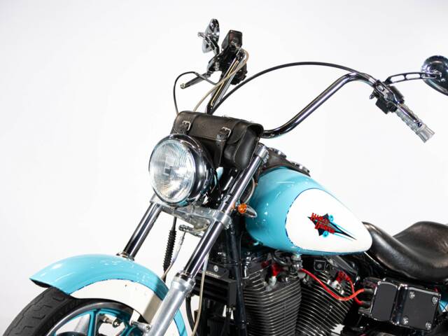 Harley-Davidson Dyna Glide Custom